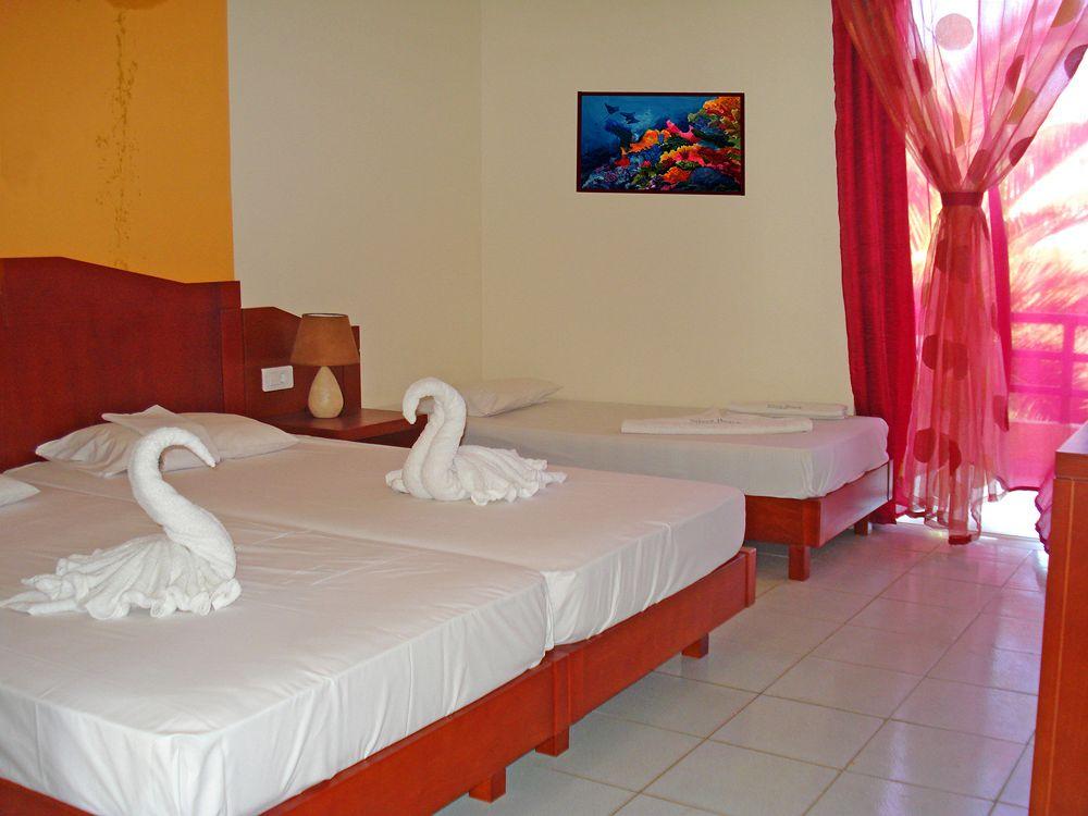 Silver Beach Hotel Paralia Kourna 외부 사진